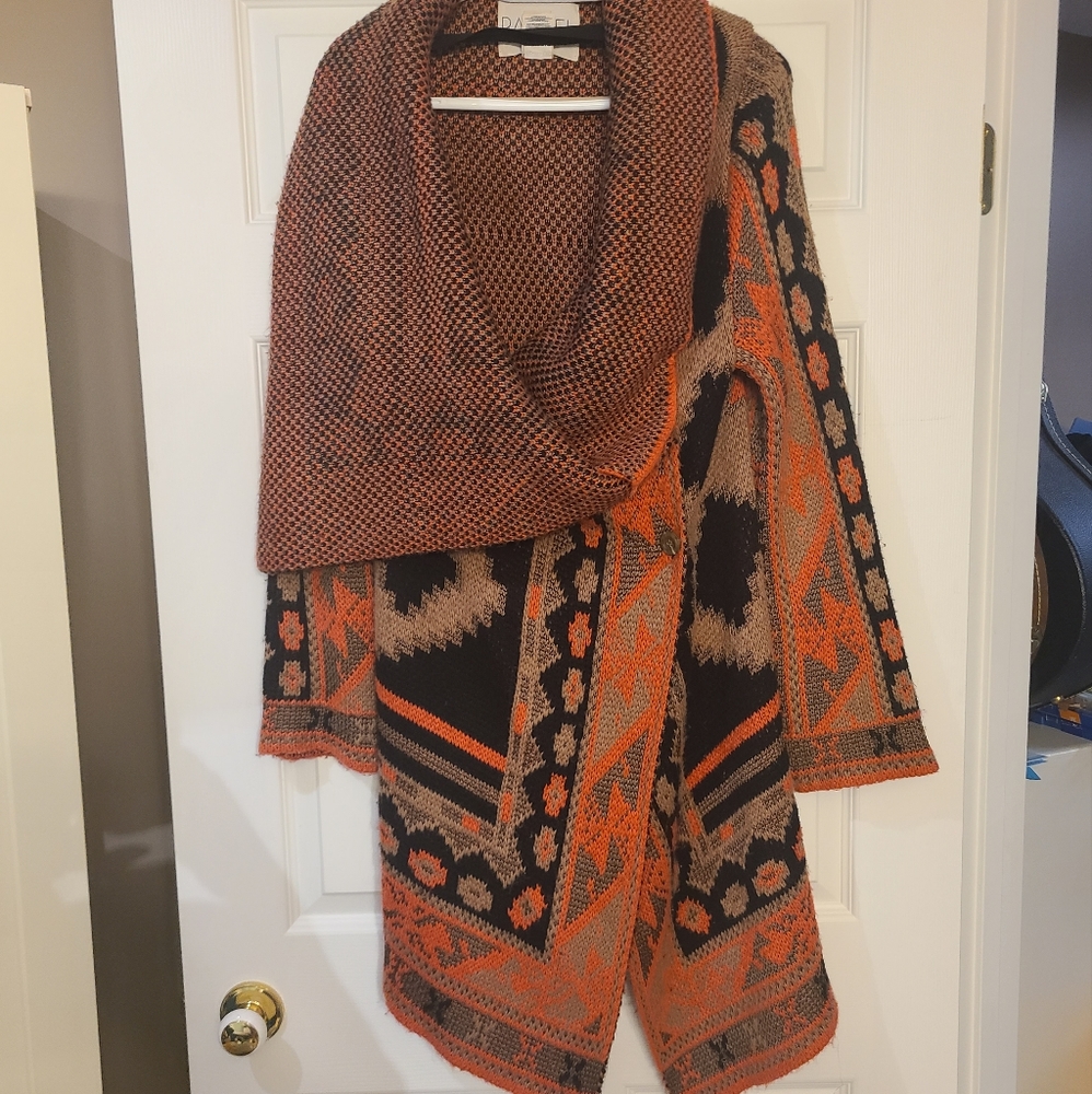 3 / $75 - Coral Sweater - Rachel Roy - L